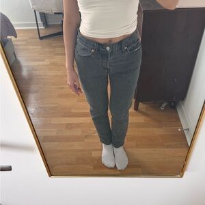 Levi's Women's Straight Leg Jeans in Dark Gray